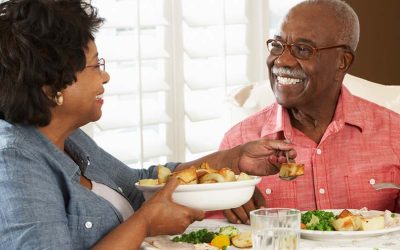 Alimentação para idosos: Você sabe como otimizar a dieta?